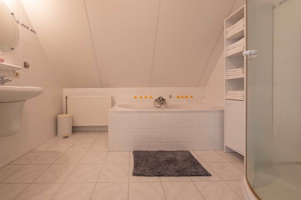 Medium property photo - Bovenstraat 7, 4741 AS Hoeven
